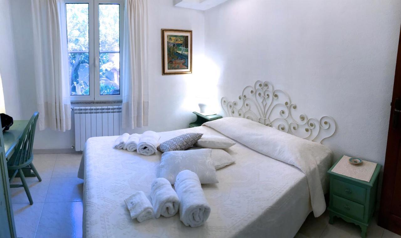 Villa Mica La Maddalena  Eksteriør billede